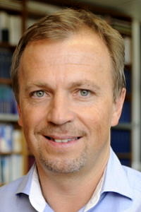 Portrait Prof. Dr. Hirsch